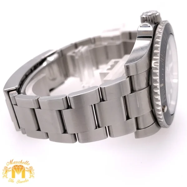 40mm Rolex Submariner Watch with Oyster Bracelet (2018, papers) - Image 6